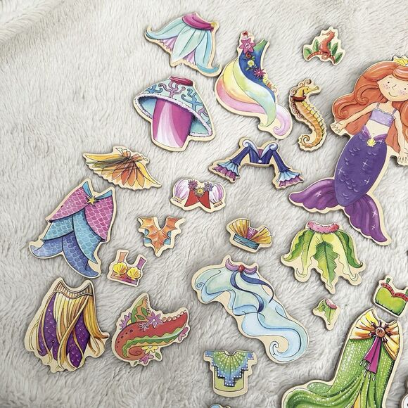 Shure Magnetic Dress Up Mermaids Mix N Match Outfits Dress Up Play Toy - Picture 5 of 8